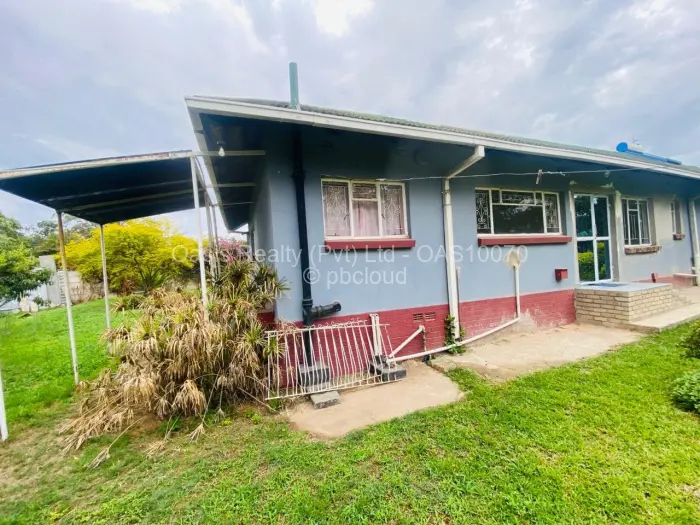 2 Bedroom House to Rent in Chadcombe, Harare