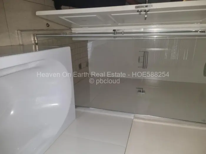 Townhouse/Cluster for Sale in Newlands, Harare