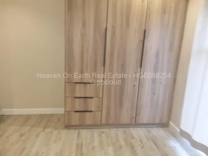 Townhouse/Cluster for Sale in Newlands, Harare