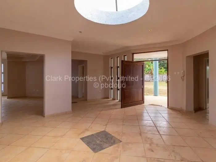 4 Bedroom House for Sale in Gunhill, Harare