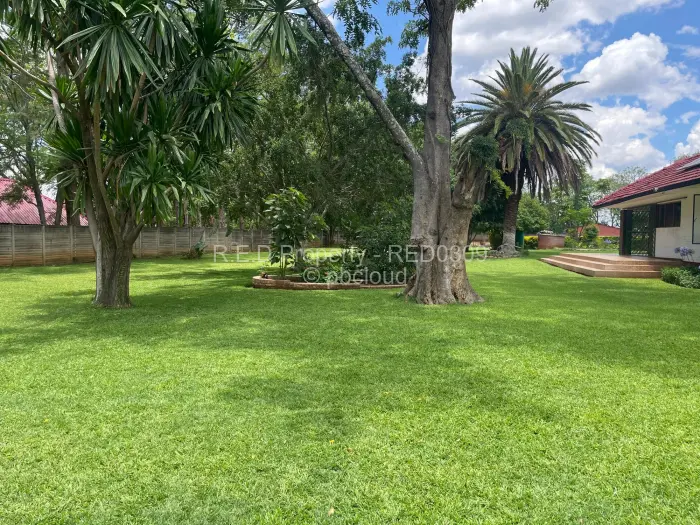 3 Bedroom House for Sale in Riverside South, Bulawayo