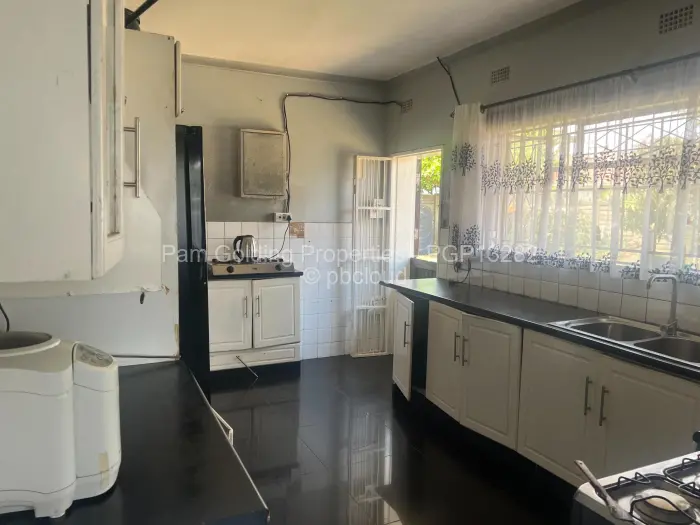 3 Bedroom House to Rent in Mabelreign