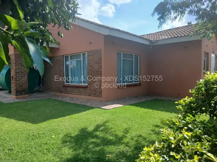 4 Bedroom House for Sale in Mainway Meadows, Harare