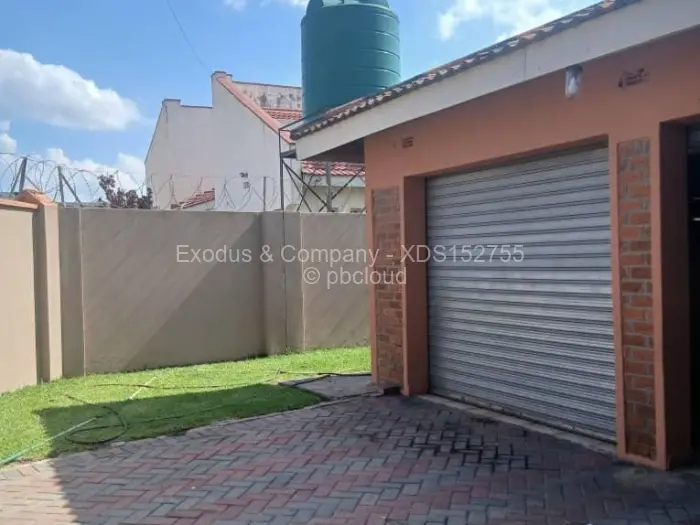 4 Bedroom House for Sale in Mainway Meadows, Harare