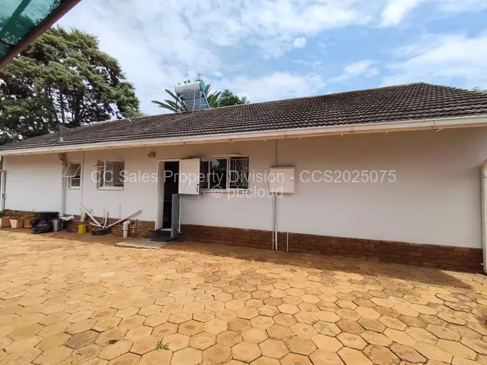 3 Bedroom House for Sale in Ilanda, Bulawayo