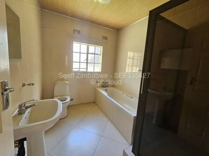 Flat/Apartment to Rent in Greendale North, Harare