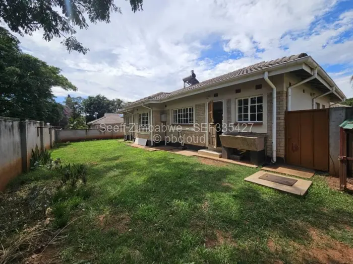 Flat/Apartment to Rent in Greendale North, Harare