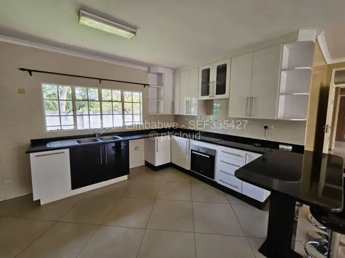 Flat/Apartment to Rent in Greendale North, Harare