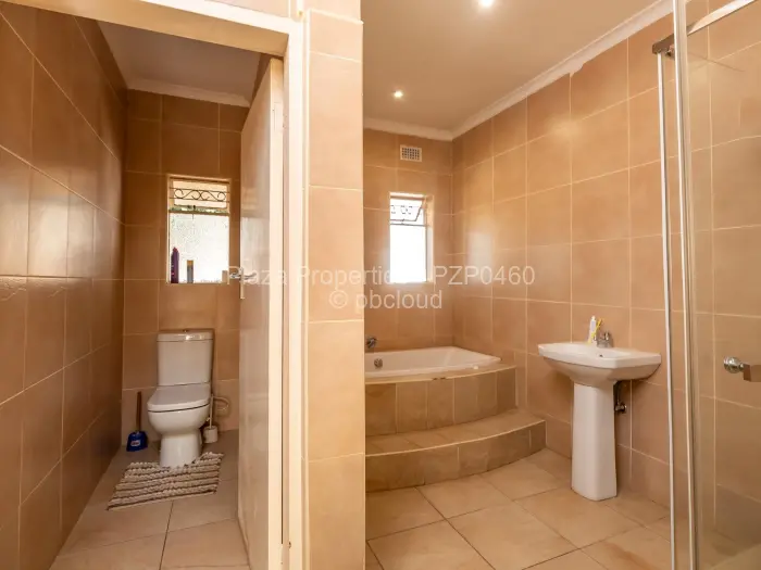 3 Bedroom House to Rent in Chisipite, Harare