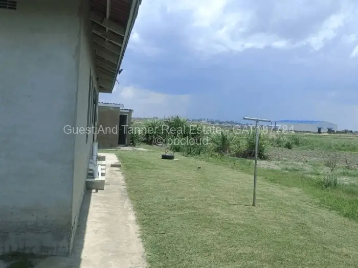 Residential Stand for Sale in Damofalls, Damofalls
