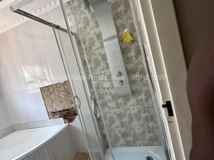 3 Bedroom House for Sale in Emhlangeni, Bulawayo