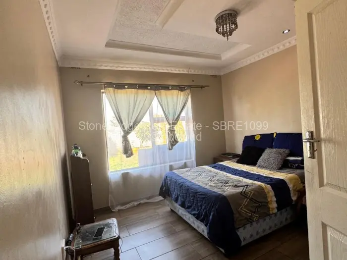3 Bedroom House for Sale in Emhlangeni, Bulawayo
