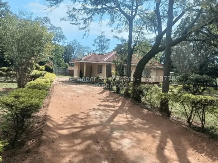 3 Bedroom House for Sale in Queensdale, Harare