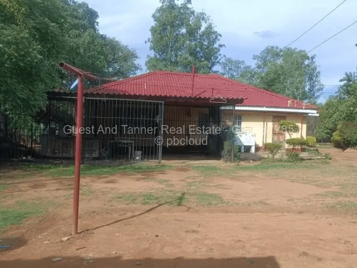 3 Bedroom House for Sale in Queensdale, Harare