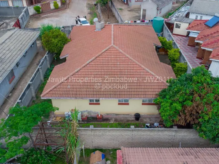 4 Bedroom House for Sale in Mainway Meadows, Harare