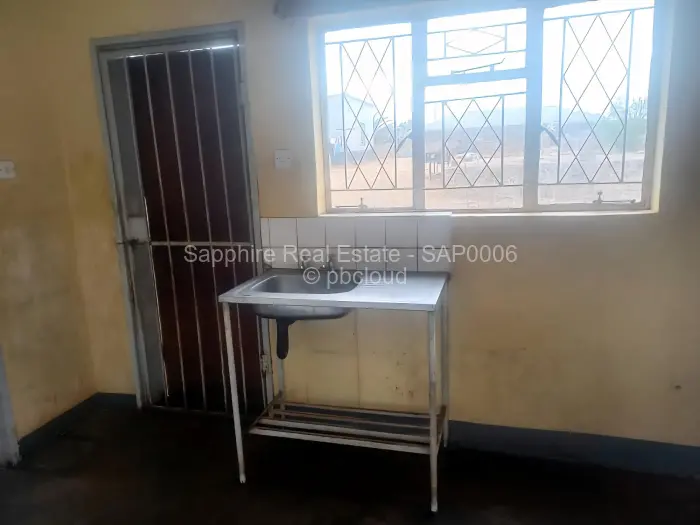 2 Bedroom House for Sale in Harrisvale, Bulawayo