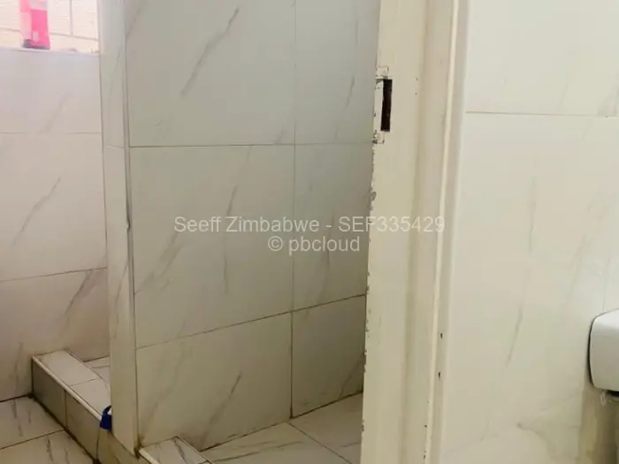 12 Bedroom House for Sale in Adelaide Pk Gweru, Gweru
