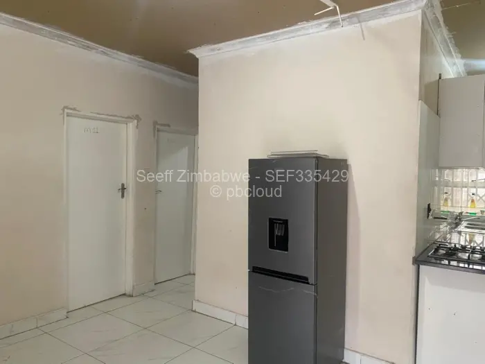 12 Bedroom House for Sale in Adelaide Pk Gweru, Gweru