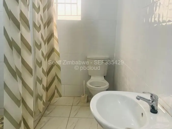 12 Bedroom House for Sale in Adelaide Pk Gweru, Gweru