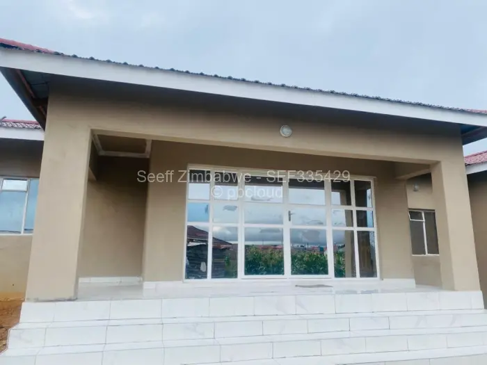 12 Bedroom House for Sale in Adelaide Pk Gweru, Gweru