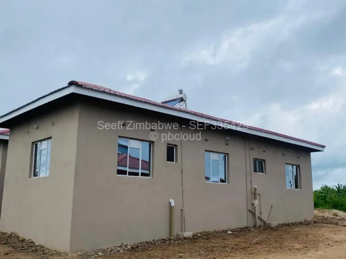 12 Bedroom House for Sale in Adelaide Pk Gweru, Gweru