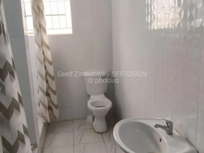 12 Bedroom House for Sale in Adelaide Pk Gweru, Gweru