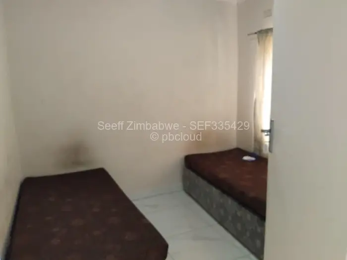 12 Bedroom House for Sale in Adelaide Pk Gweru, Gweru