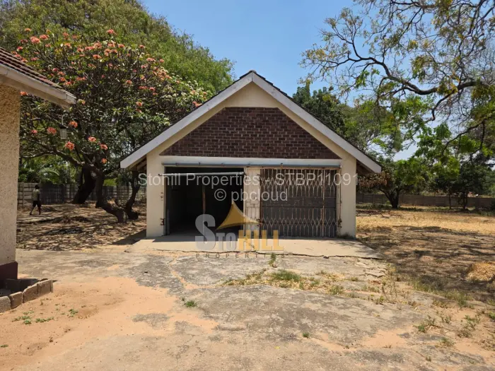 4 Bedroom House for Sale in Waterfalls, Harare