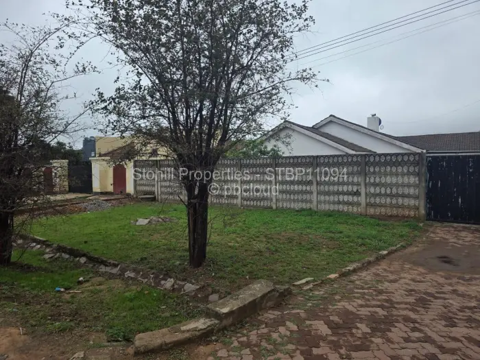 3 Bedroom House for Sale in Zimre Park, Harare