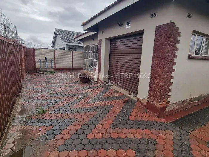 4 Bedroom House for Sale in Glen View, Harare