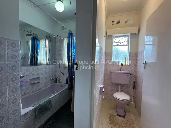 3 Bedroom House for Sale in Hillcrest, Bulawayo