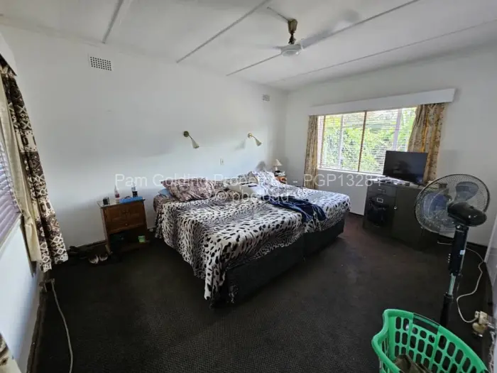 3 Bedroom House for Sale in Hillcrest, Bulawayo