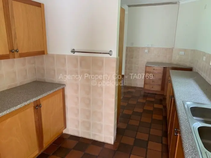 Townhouse/Cluster to Rent in Borrowdale Brooke, Harare