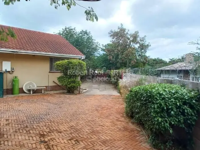 4 Bedroom House for Sale in Beitbridge, Beitbridge