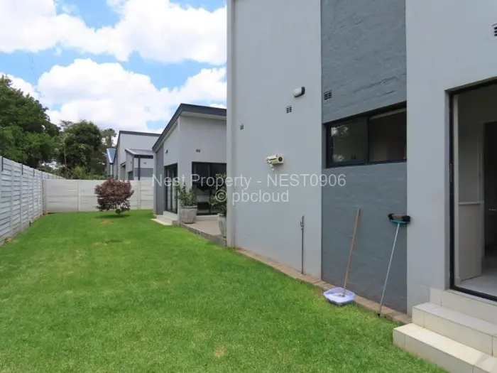 Townhouse/Cluster to Rent in Greendale, Harare
