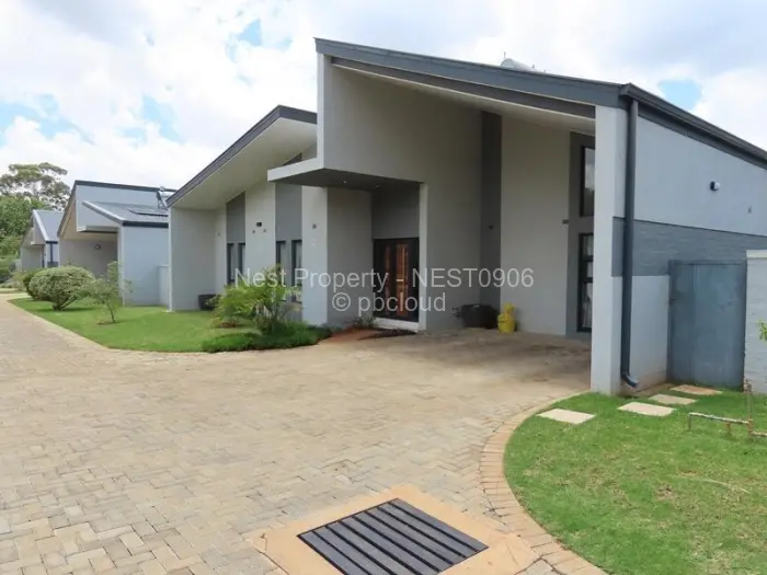 Townhouse/Cluster to Rent in Greendale, Harare