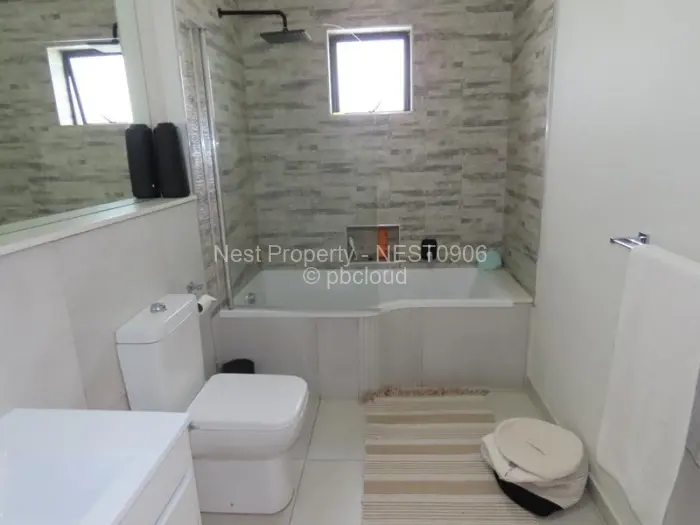 Townhouse/Cluster to Rent in Greendale, Harare