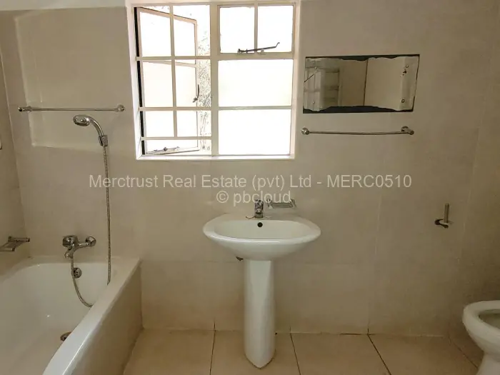 4 Bedroom House to Rent in Highlands, Harare