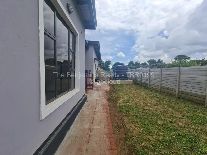Townhouse/Cluster to Rent in The Grange, Harare