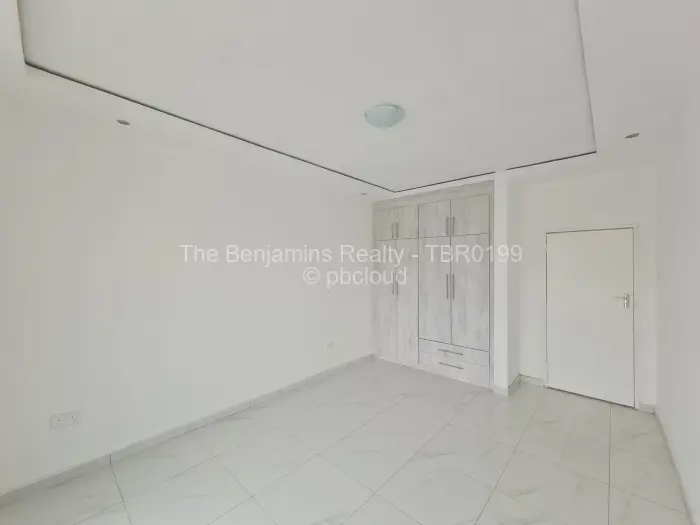 Townhouse/Cluster to Rent in The Grange, Harare