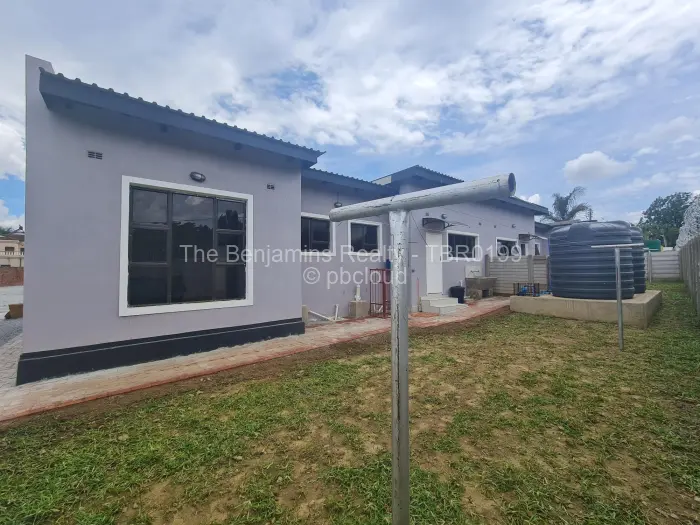 Townhouse/Cluster to Rent in The Grange, Harare