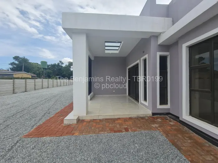 Townhouse/Cluster to Rent in The Grange, Harare