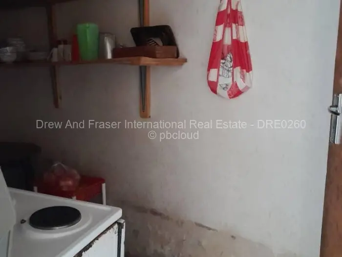 6 Bedroom House for Sale in Bordervale, Mutare