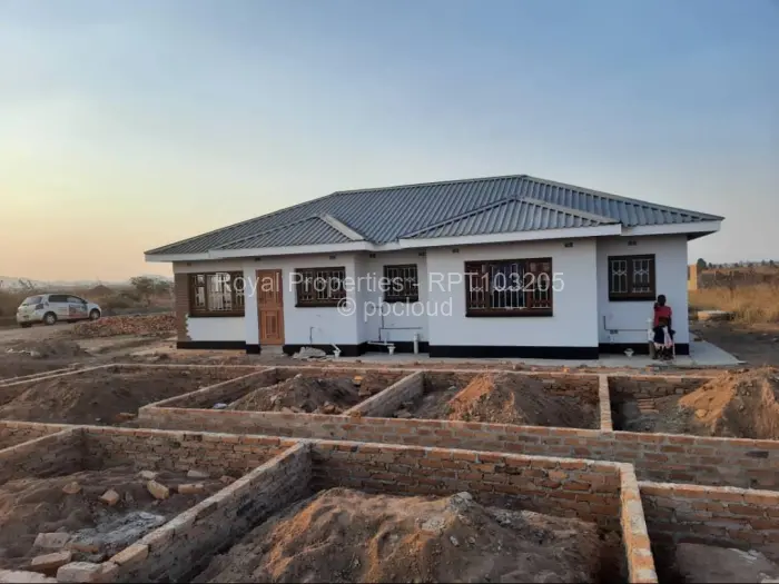 4 Bedroom House for Sale in Mvurwi, Mvurwi