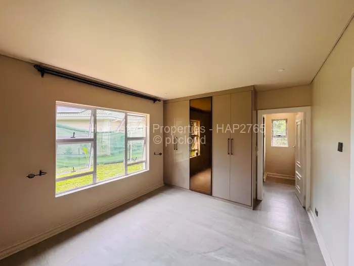 Townhouse/Cluster to Rent in Borrowdale Brooke, Harare