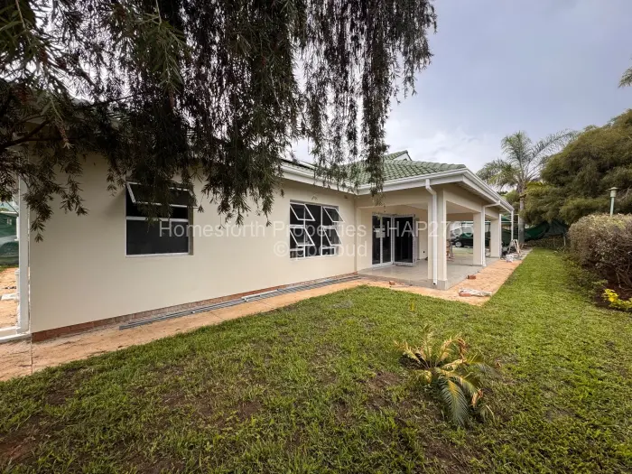 Townhouse/Cluster to Rent in Borrowdale Brooke, Harare