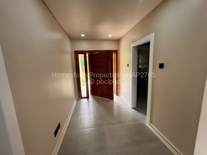 Townhouse/Cluster to Rent in Borrowdale Brooke, Harare