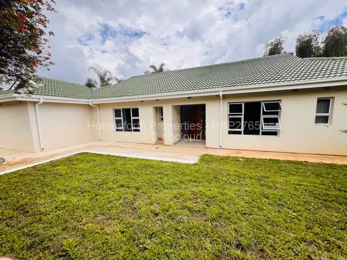 Townhouse/Cluster to Rent in Borrowdale Brooke, Harare