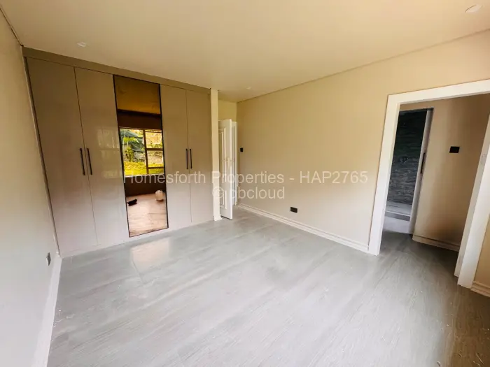 Townhouse/Cluster to Rent in Borrowdale Brooke, Harare