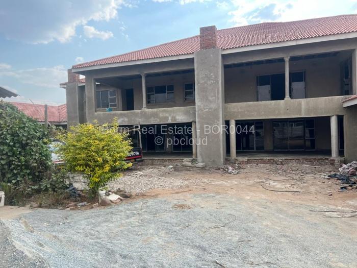 12 Bedroom House for Sale in Rydale Ridge, Harare